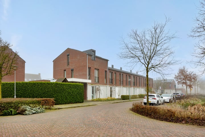 Donkervoortseloop 28 in Heesch foto