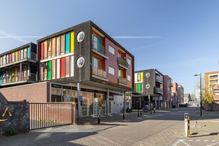 Donkvaart 3-C7 in Breda foto