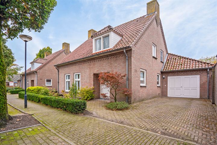 Doornbos 33 in Reusel foto