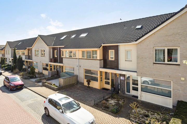 Doornenburgallee 17 in Duiven