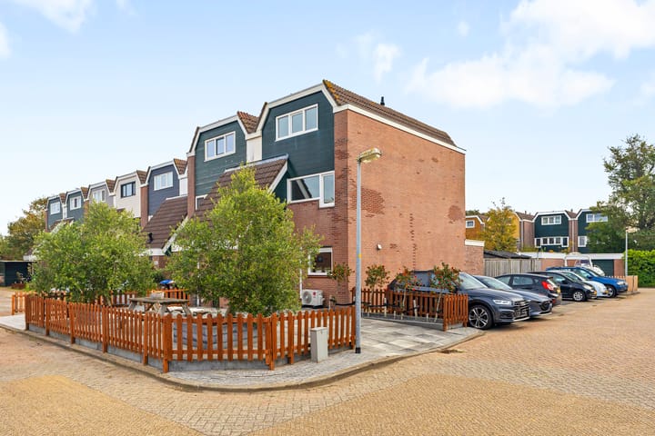 Doorzwin 2242 in Julianadorp foto