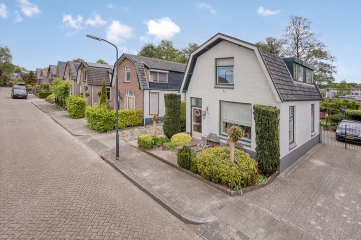 Dopplerstraat 17 in Apeldoorn