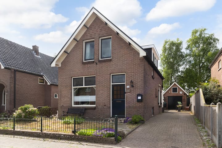 Dopplerstraat 23 in Apeldoorn foto