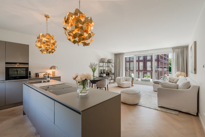 Dora Tamanaplein 61 in Amsterdam foto