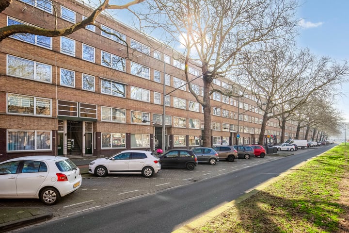 Dordtselaan 176A in Rotterdam foto