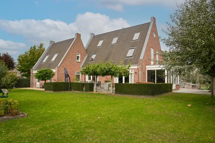 Dorp 94B in Polsbroek