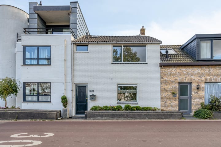 Dorpsdijk 197 in Rhoon foto