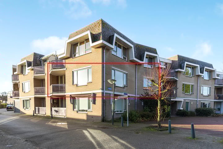Dorpsplein 16 in Heerjansdam foto