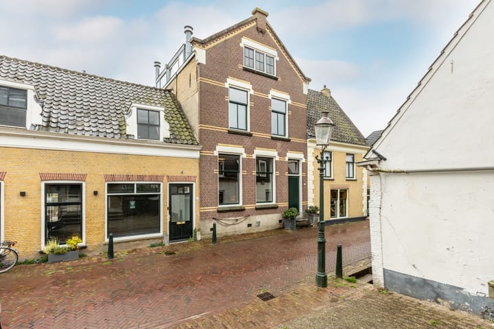 Dorpsstraat 12 in Moordrecht