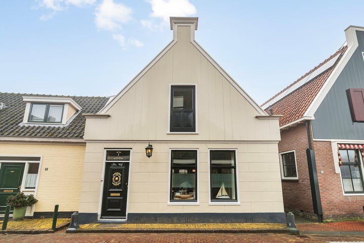 Dorpsstraat 15 in Ilpendam foto