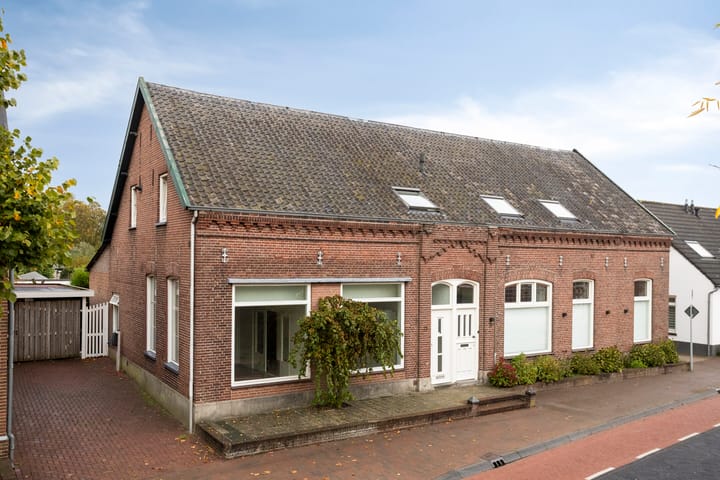 Dorpsstraat 17 in Wanroij foto