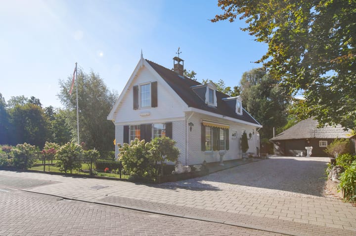 Dorpsstraat 1A in Ouderkerk aan de Amstel foto