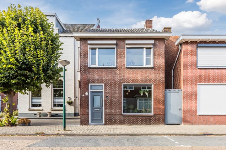 Dorpsstraat 20 in Ossendrecht foto