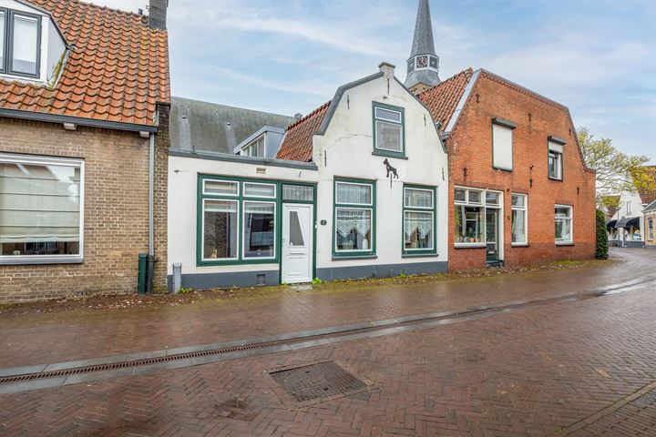 Dorpsstraat 21 in Zuidland foto