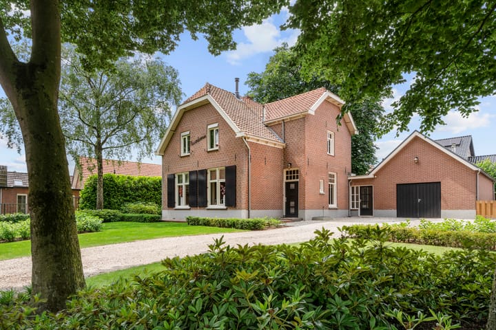 Dorpsstraat 225 in Lunteren foto