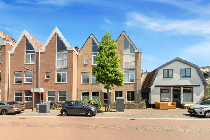 Dorpsstraat 25e in Castricum foto