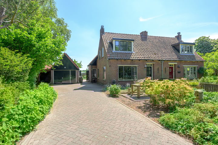 Dorpsstraat 31 in Nieuwe Niedorp foto