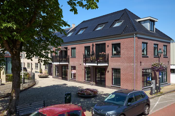 Dorpsstraat 32A in Aarlanderveen