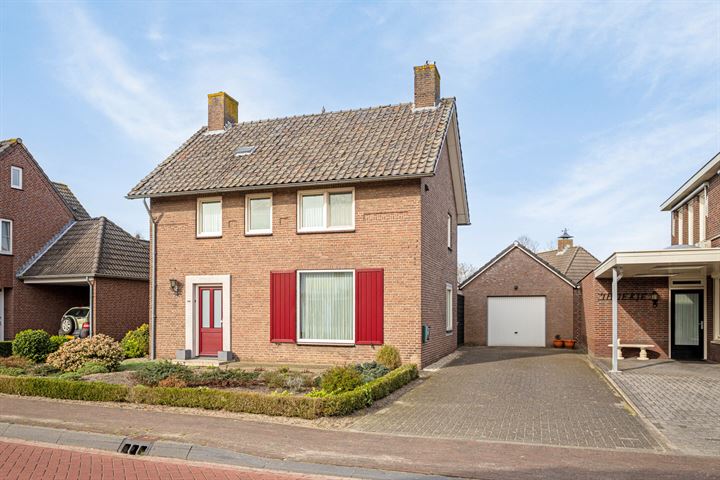 Dorpsstraat 33 in Wanroij foto