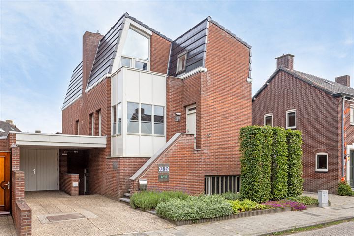 Dorpsstraat 38 in Budel foto