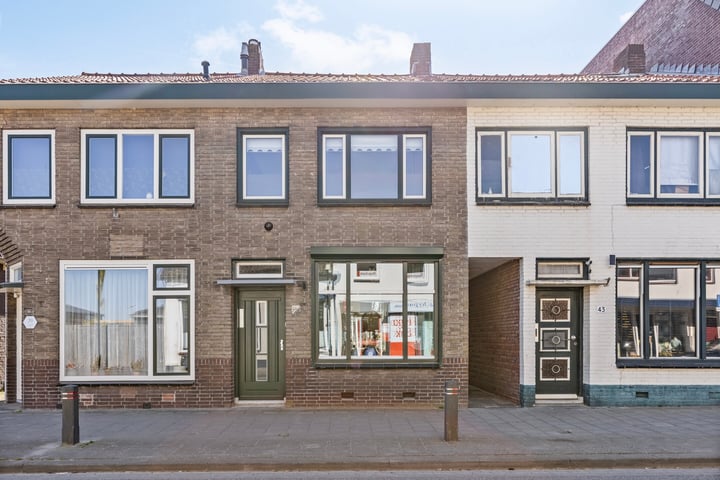 Dorpsstraat 41 in Krabbendijke