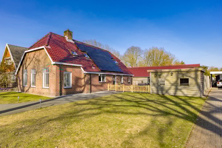 Dorpsstraat 41 in Ees foto