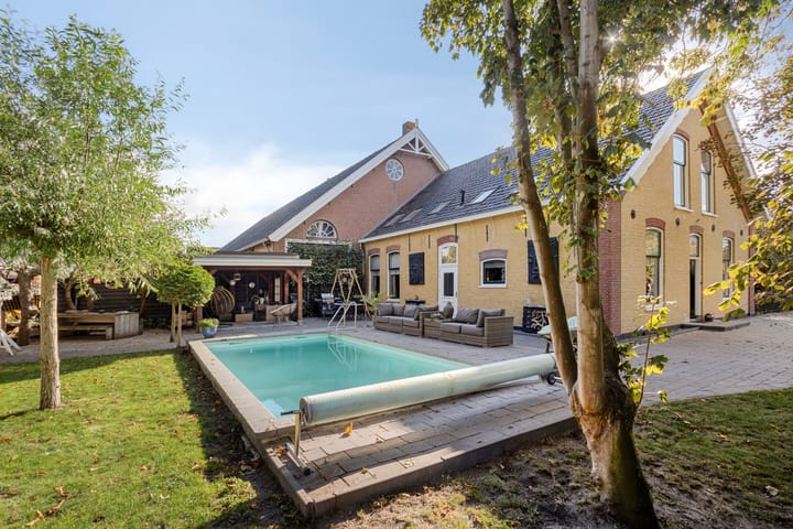 Foto van woning Dorpsstraat 43, Hellevoetsluis