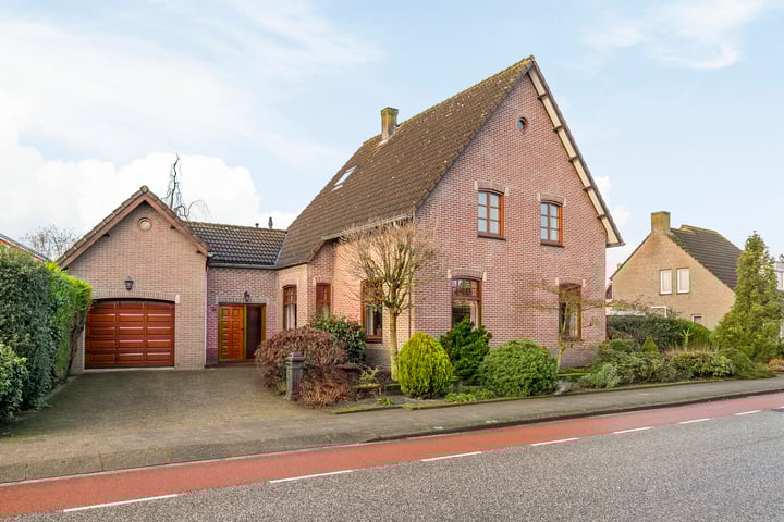 Dorpsstraat 45 in Neerkant foto