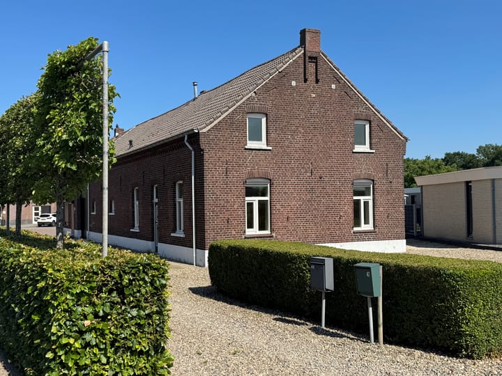 Dorpsstraat 47 in Roermond foto