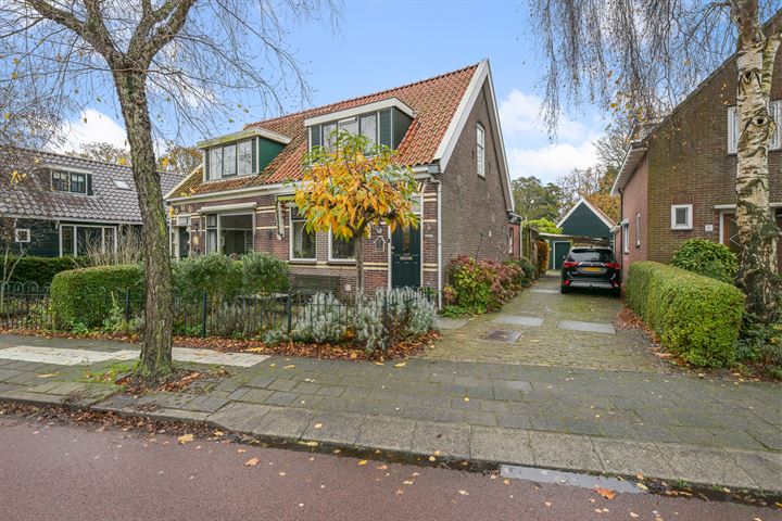 Dorpsstraat 495 in Assendelft foto