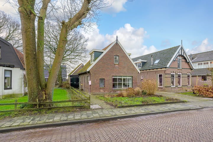 Dorpsstraat 51 in Nieuwe Niedorp foto