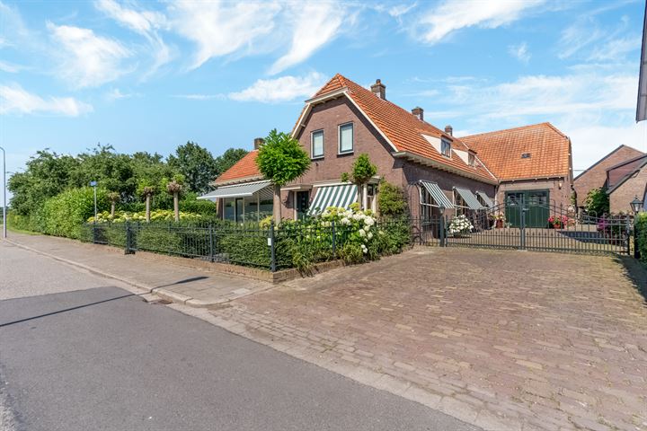 Dorpsstraat 52 in IJzendoorn foto