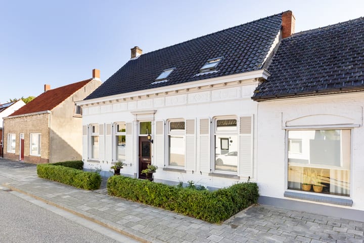 Dorpsstraat 54 in Graauw foto