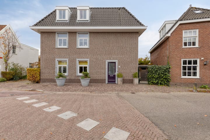 Dorpsstraat 55 in Oegstgeest
