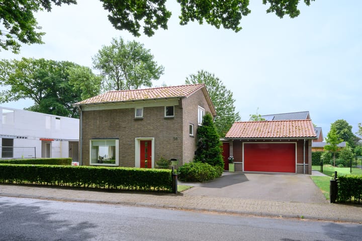 Dorpsstraat 58 in Hall foto
