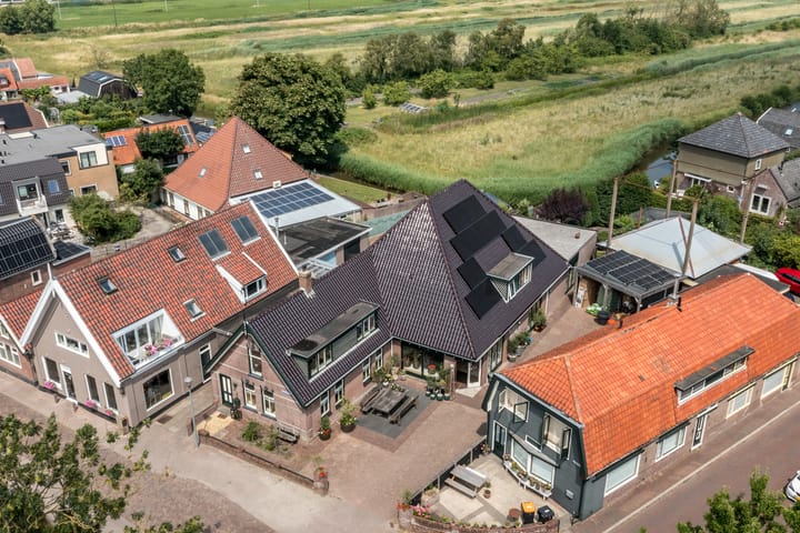 Dorpsstraat 714 in Oudkarspel foto