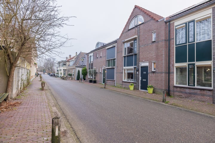 Dorpsstraat 72B in Oegstgeest foto