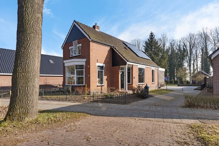 Dorpsstraat 76 in Sellingen foto