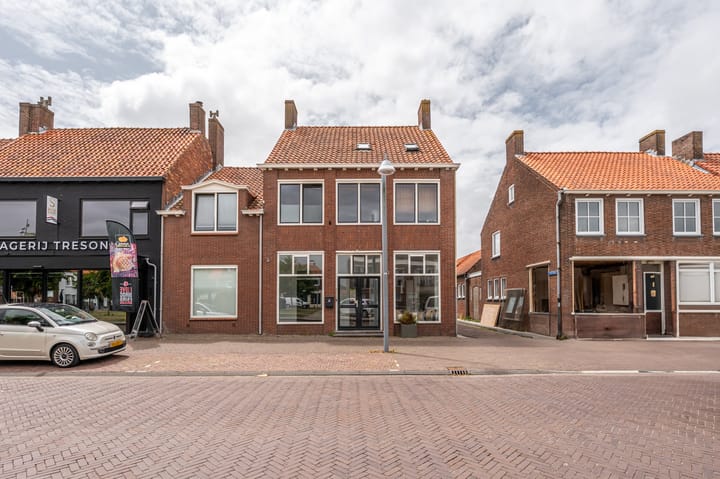Dorpsstraat 8 in Schoondijke