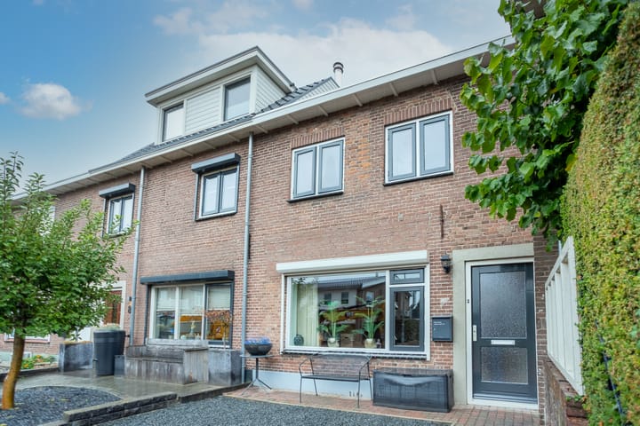 Dorpsstraat 80 in Wamel