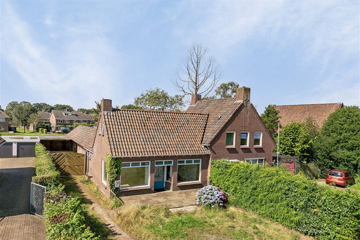Dorpsstraat 93 in Halle foto