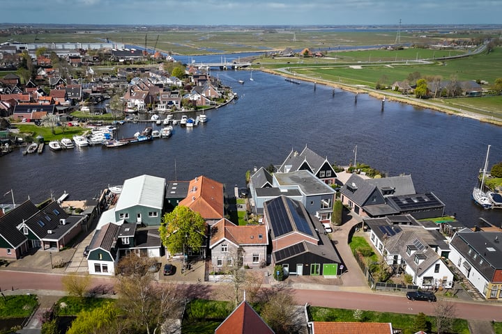 Dorpsstraat 97 in Oostknollendam foto
