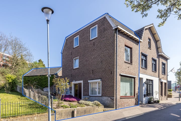 Dorpstraat 10 in Nuth foto