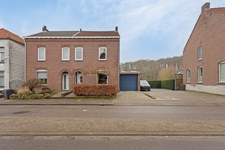 Dorpstraat 8 in Spaubeek foto