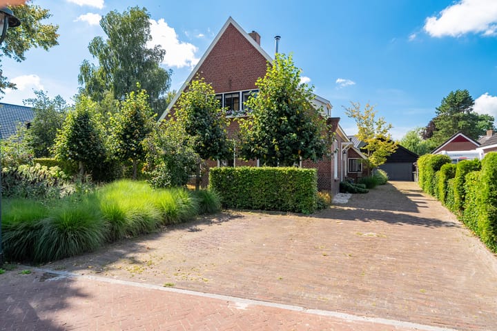 Dorpsweg 19 in Onnen foto