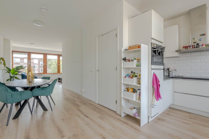 Dorpsweg 61B-02 in Rotterdam foto