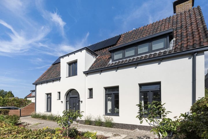 Dorpsweg 8 in Rockanje foto