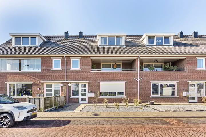 Dorskarstraat 7 in Made foto