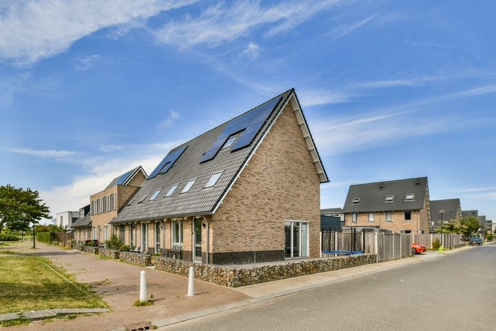Dotterbloemhof 27 in Lelystad