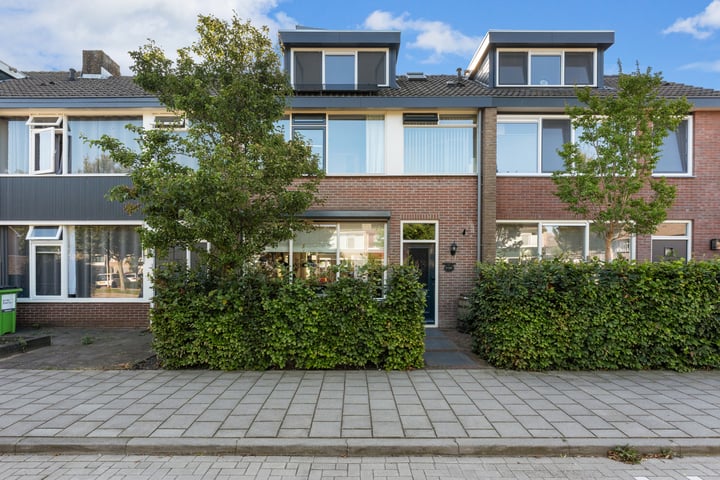 Douwes Dekkerlaan 19 in Papendrecht foto